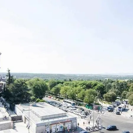 Madrid Executive Bright Y Central-2